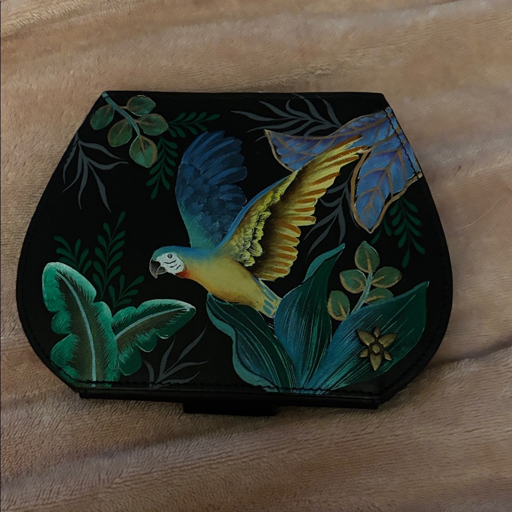 ANUSCHKA CLUTCH WALLET KISS LOCK PARROT